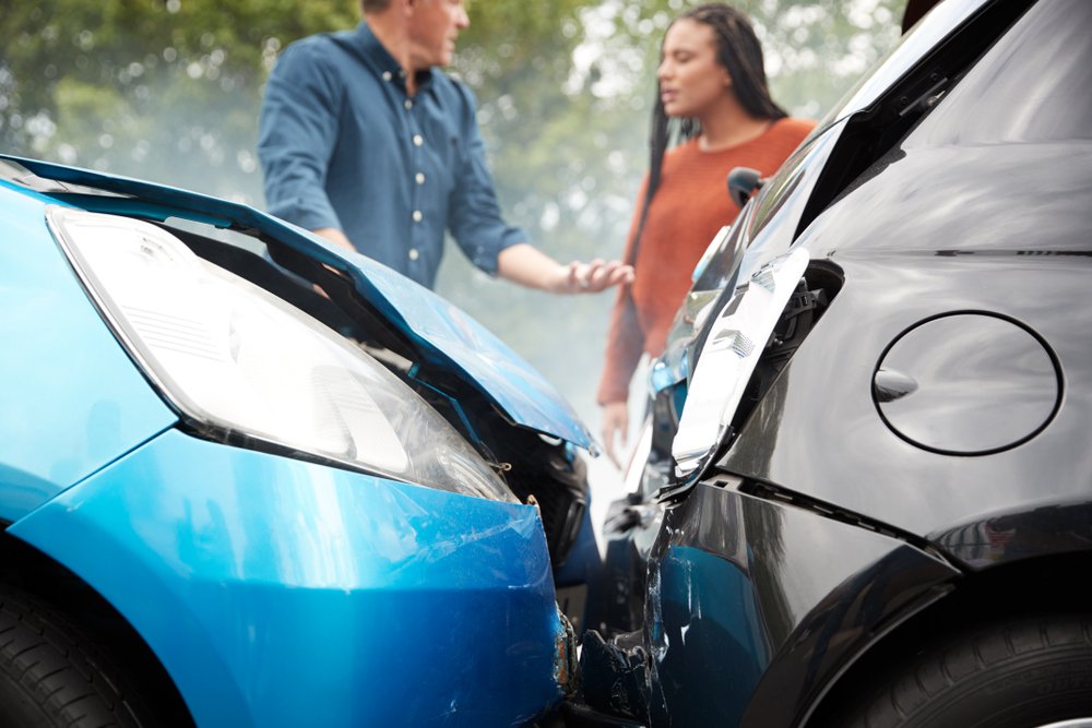 Expert Advice Choosing the Right Car Accident Lawyer After a Crash 