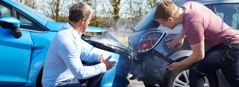 Expert Advice Choosing the Right Car Accident Lawyer After a Crash 