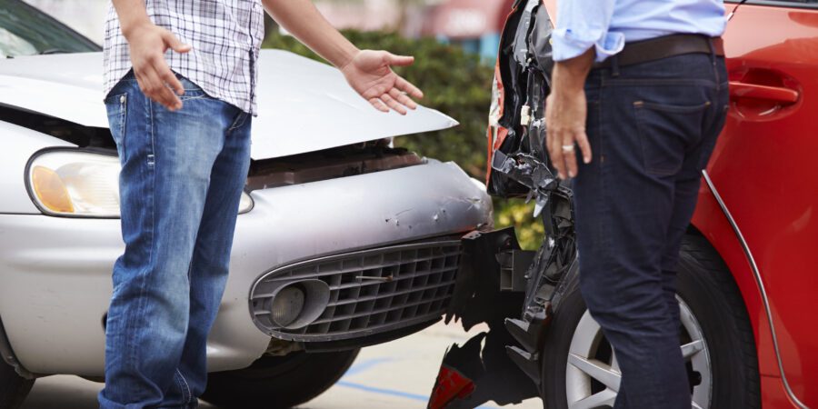 Expert Advice Choosing the Right Car Accident Lawyer After a Crash 